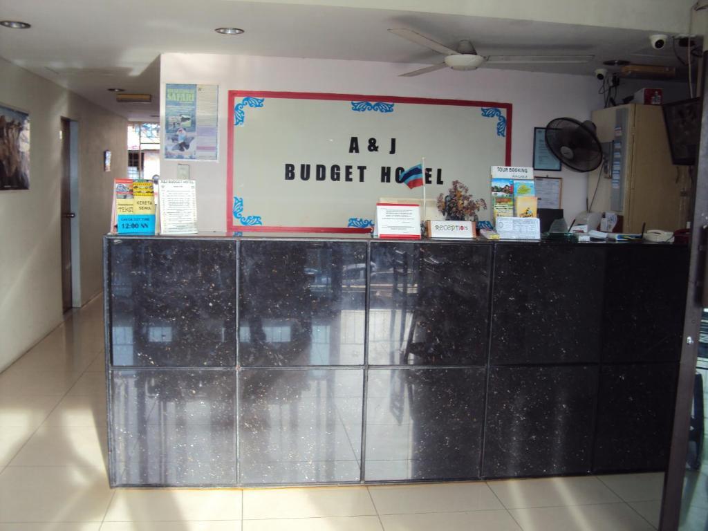 A&J Budget Hotel Kota Kinabalu Exterior photo